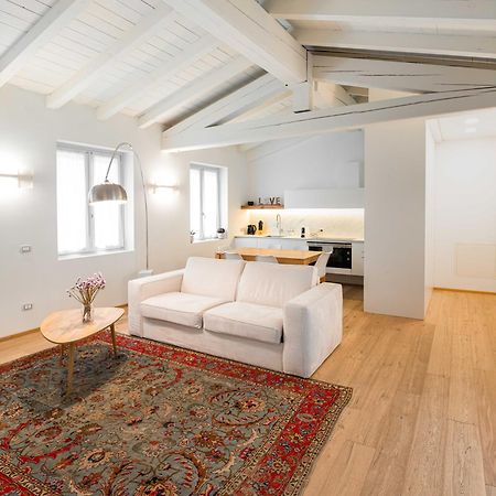 Apartamento White Moon Crema & Parking Exterior foto