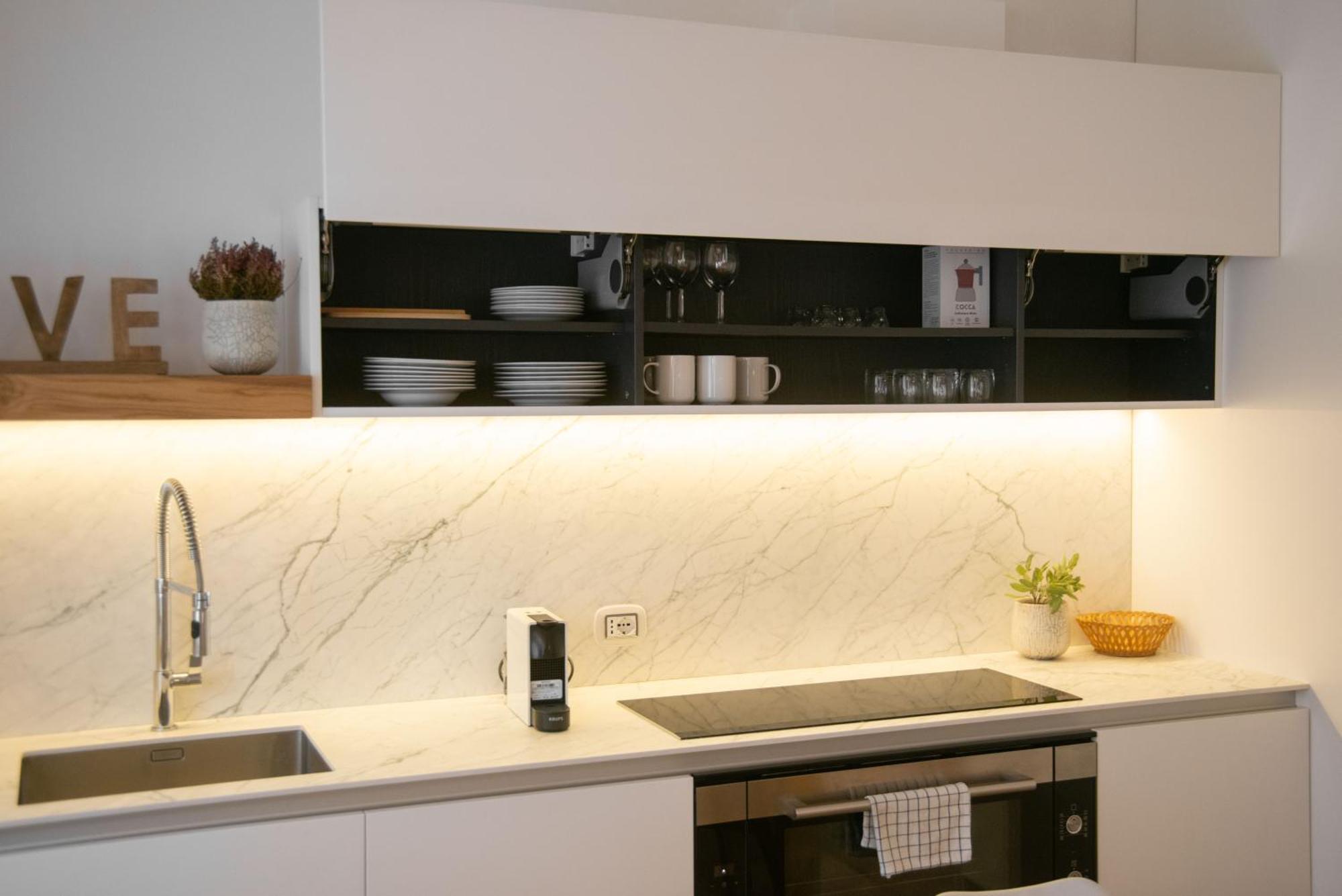 Apartamento White Moon Crema & Parking Exterior foto
