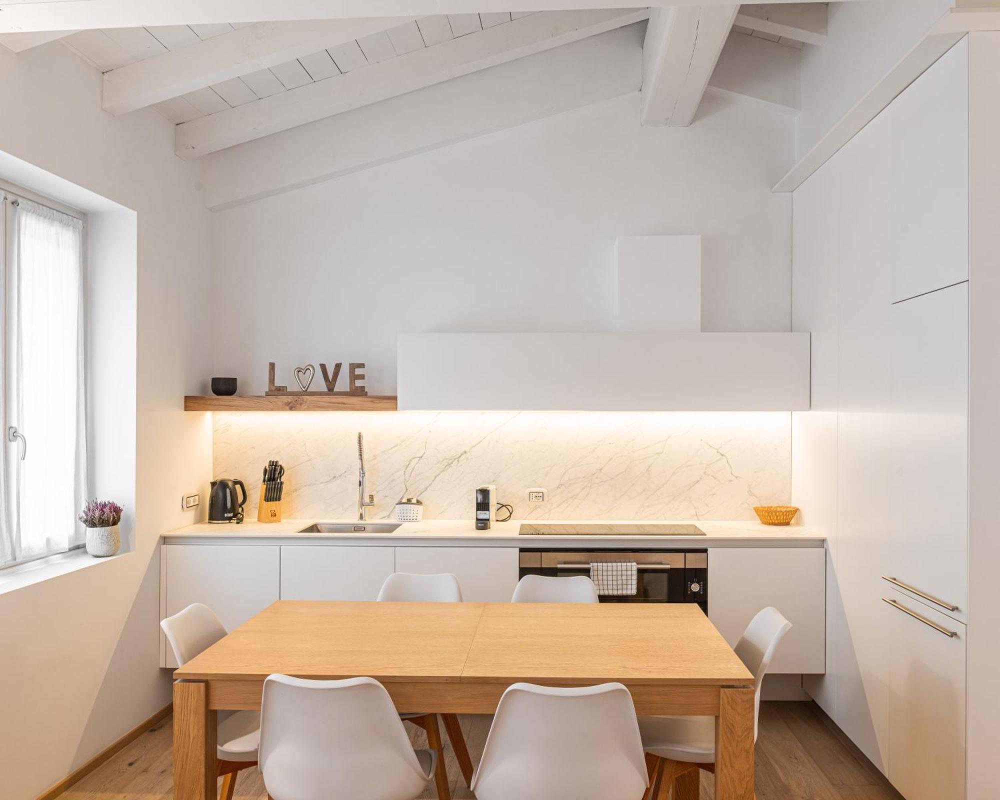 Apartamento White Moon Crema & Parking Exterior foto