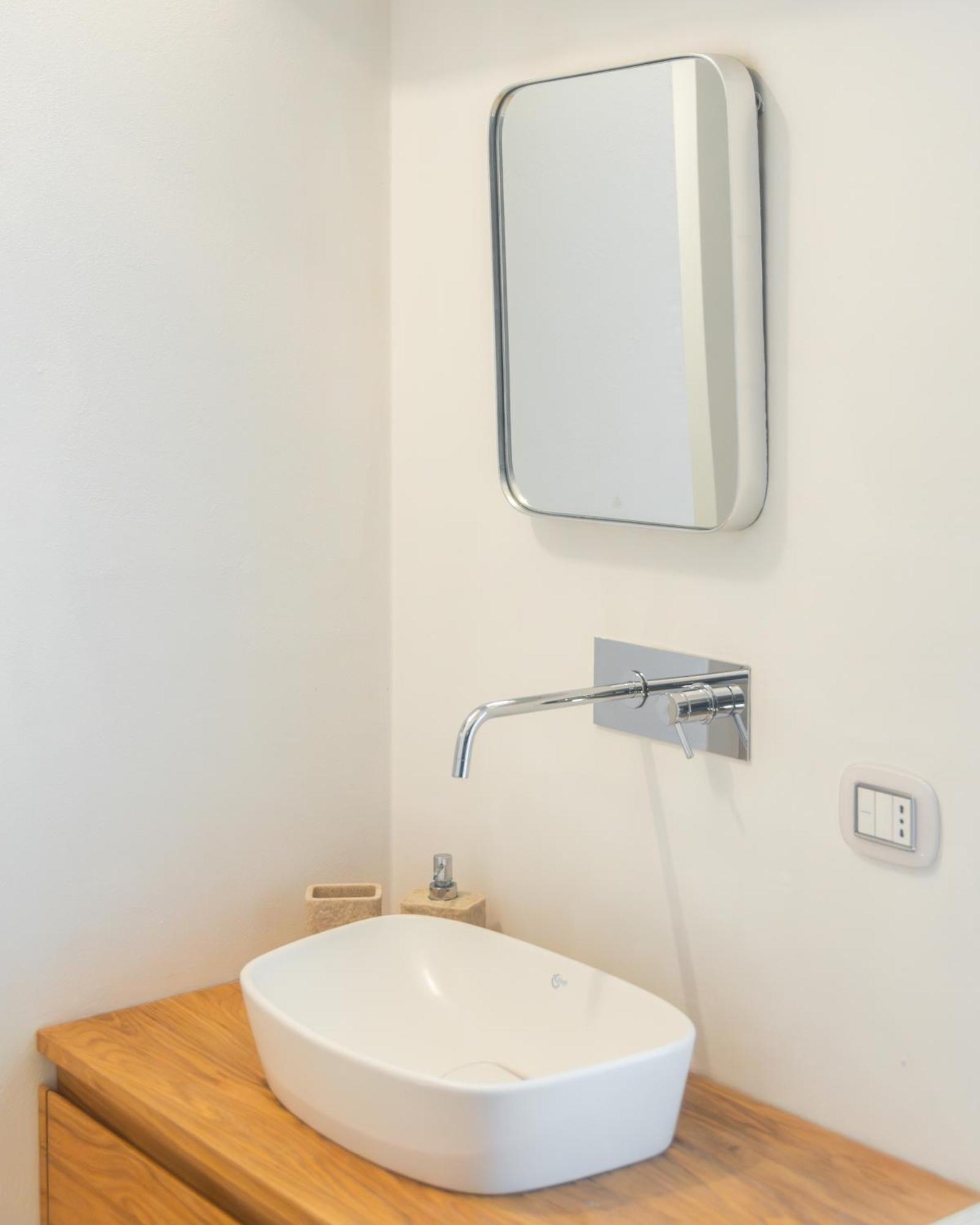 Apartamento White Moon Crema & Parking Exterior foto