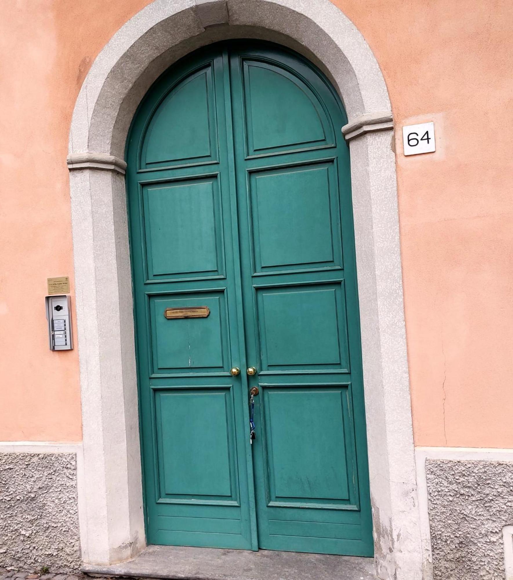 Apartamento White Moon Crema & Parking Exterior foto